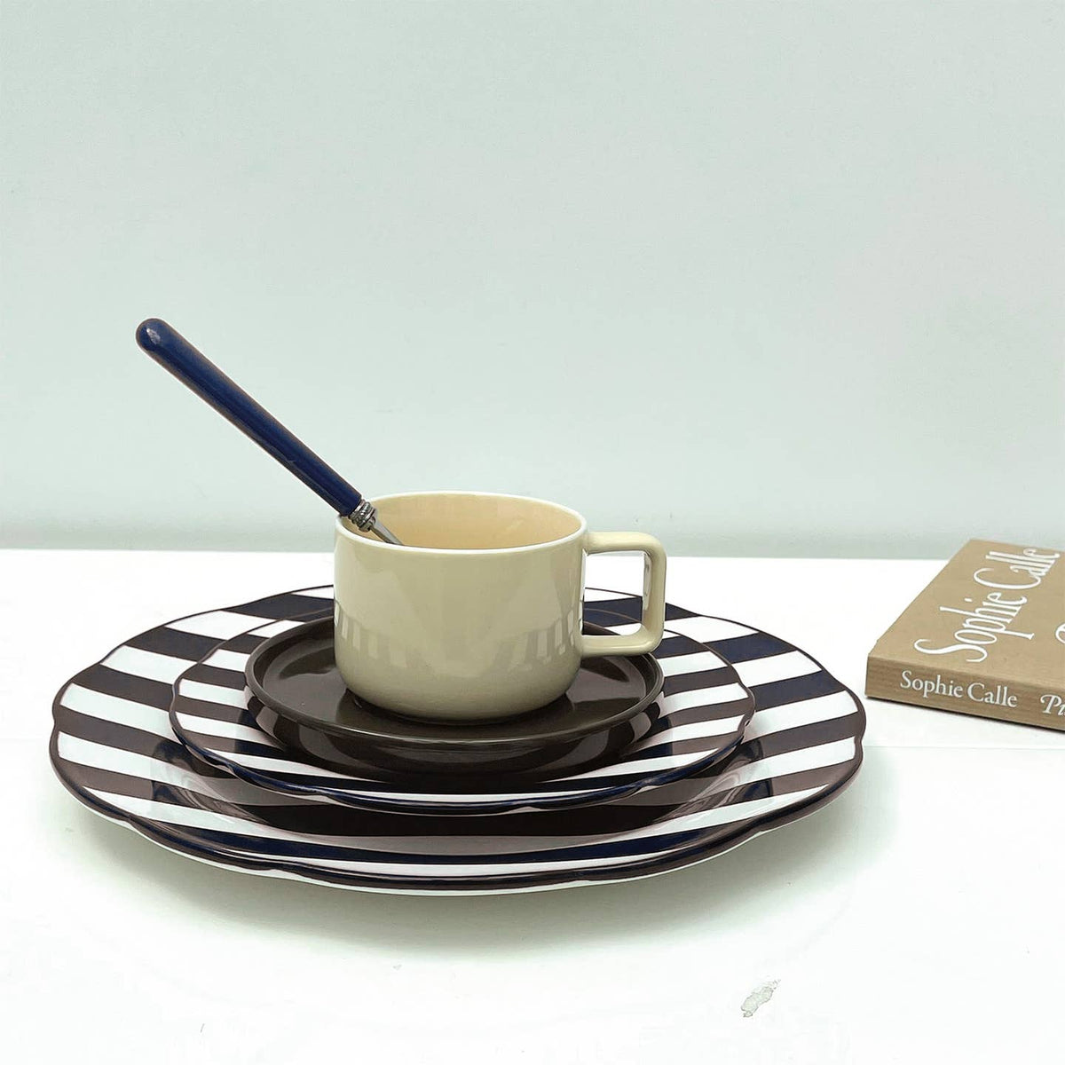 Set de 4 assiettes à dessert rayées