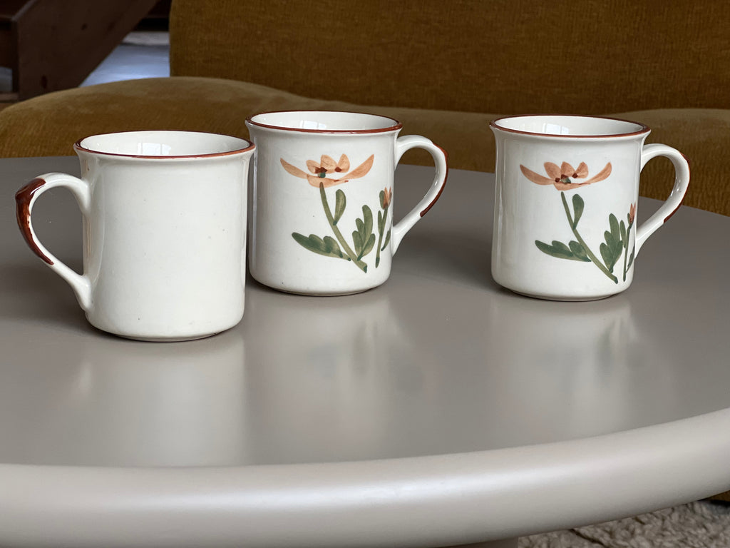 Tasses fleuries