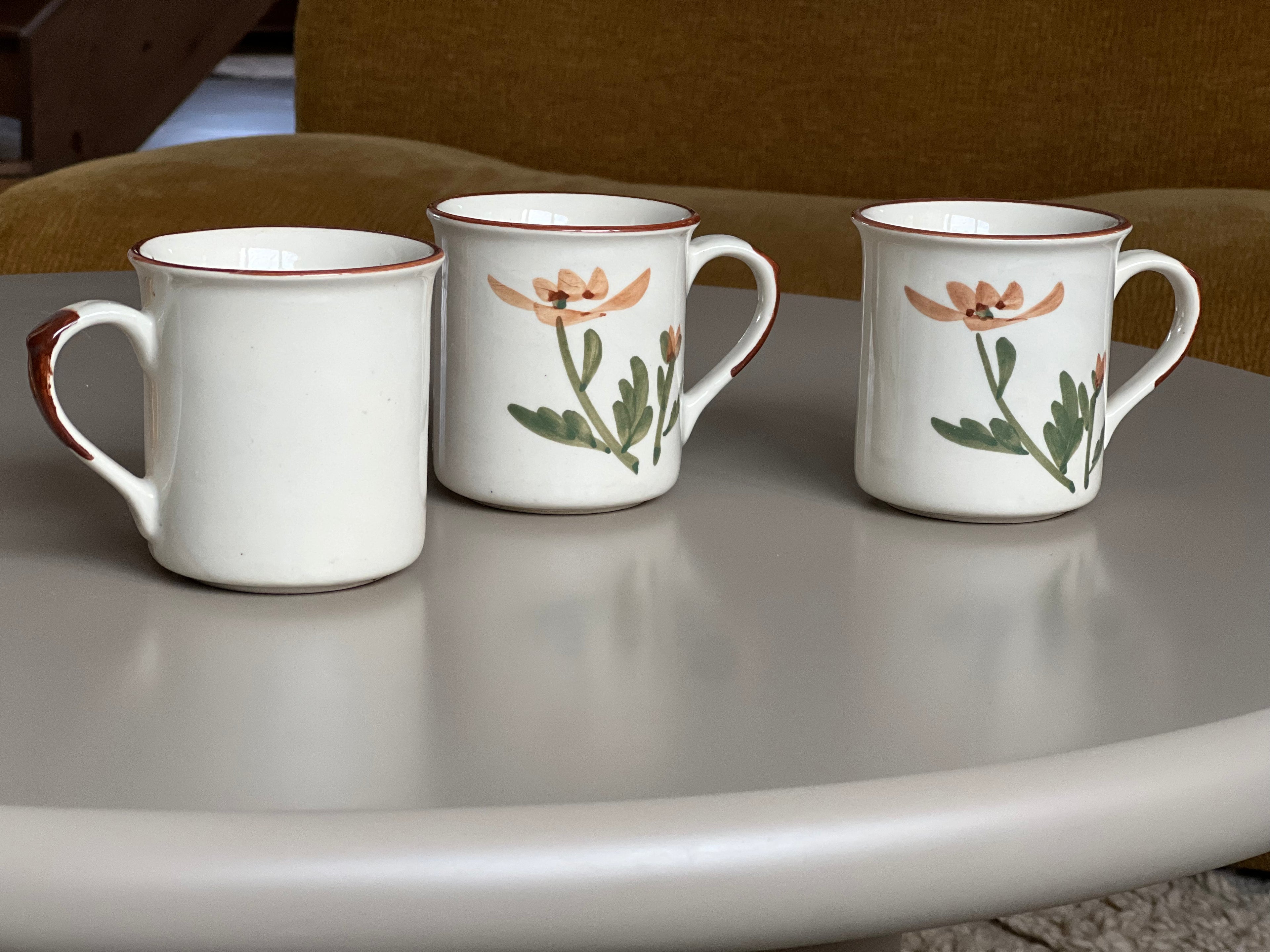 Tasses fleuries