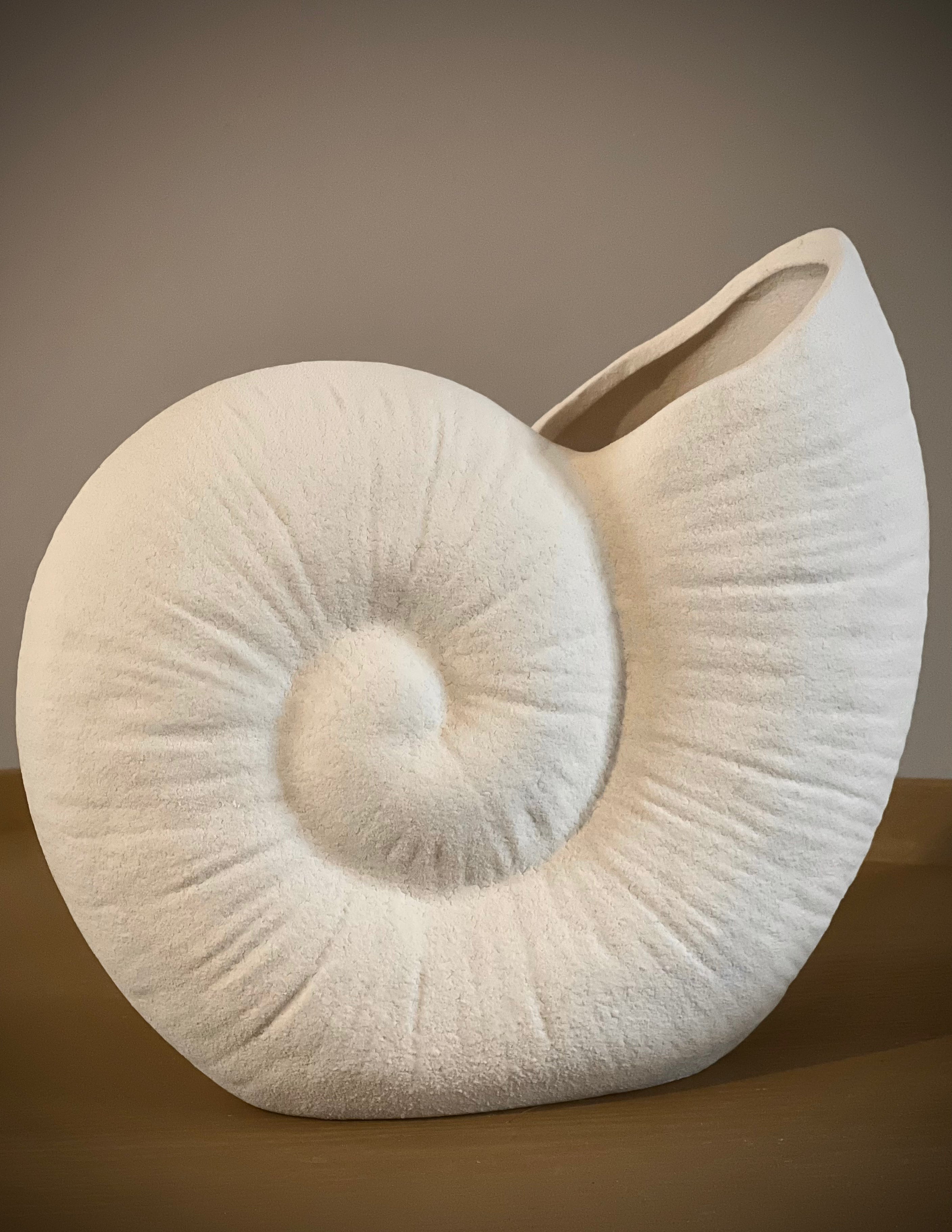 Vase escargot